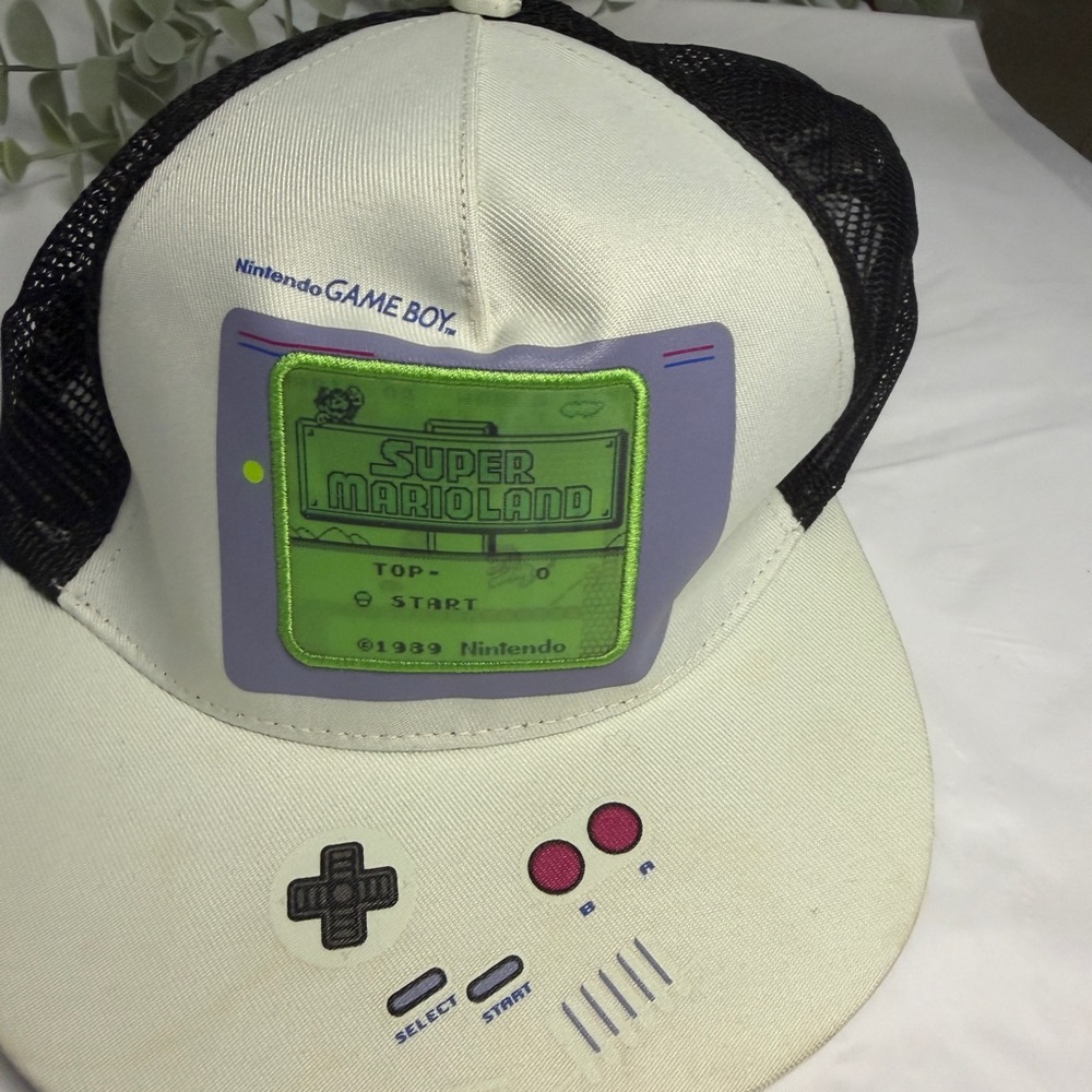H&M Super Mario Land Game Boy Cap - Cream and Black